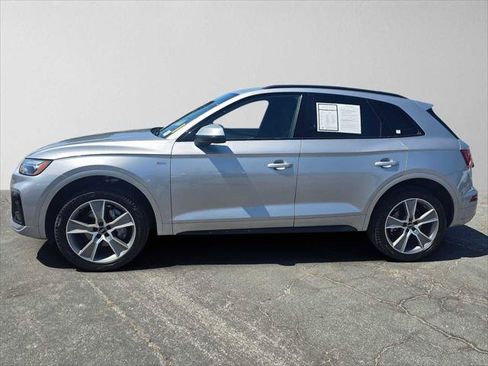 Used 2025 Audi Q5 2.0T Premium w/ Convenience Plus Package AWD/4WD image 6