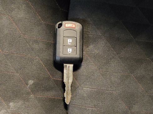 Used 2024 Mitsubishi Mirage ES image 32