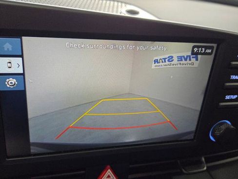 New 2025 Hyundai Elantra Sport FWD image 19