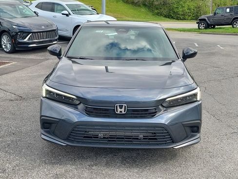 Used 2024 Honda Civic Sport image 2