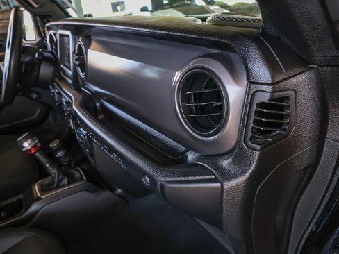 Used 2022 Jeep Wrangler Unlimited Sport AWD/4WD image 34