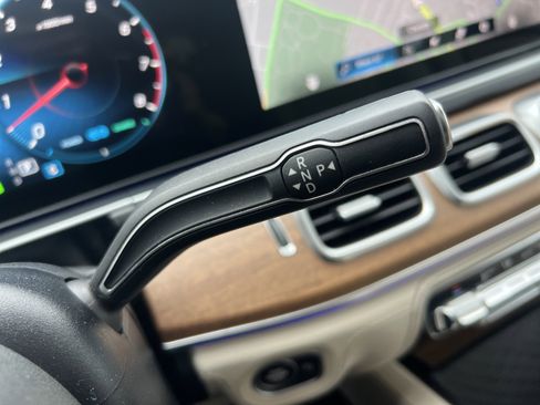 Certified 2023 Mercedes-Benz GLS 450 4MATIC image 26