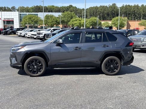 Used 2022 Toyota RAV4 SE w/ Convenience Package AWD/4WD image 7