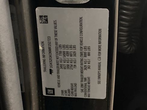 Used 2021 GMC Yukon XL SLT w/ SLT Luxury Plus Package image 28