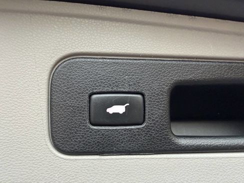 Used 2014 Honda Odyssey EX-L image 8