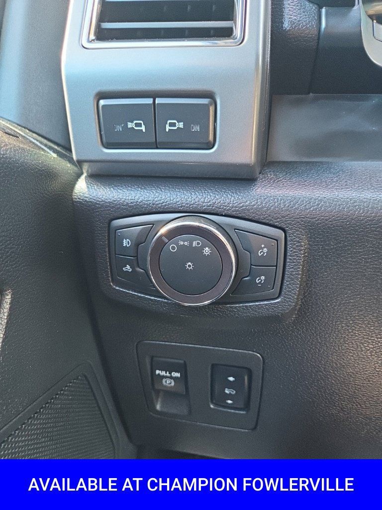 Used 2019 Ford F150 XLT w/ Equipment Group 302A Luxury AWD/4WD image 17