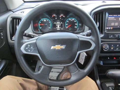 Used 2020 Chevrolet Colorado W/T w/ WT Convenience Package image 21