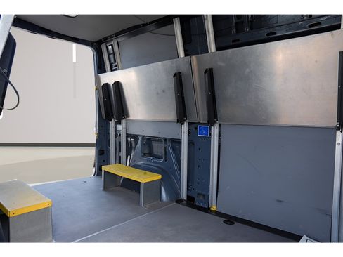 Used 2019 Mercedes-Benz Sprinter 144 image 10