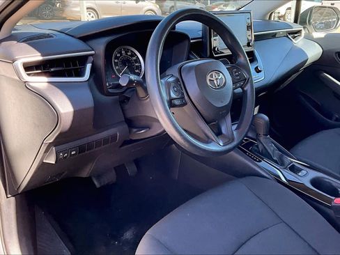 Used 2022 Toyota Corolla LE image 16