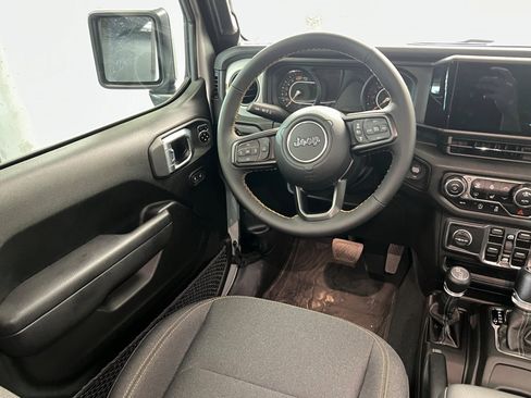 New 2024 Jeep Wrangler Unlimited Sport AWD/4WD image 11