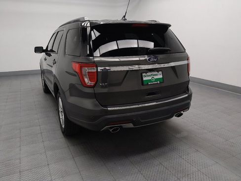 Used 2018 Ford Explorer XLT w/ Equipment Group 202A FWD image 6