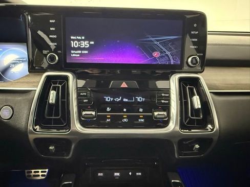 Used 2023 Kia Sorento SX Prestige image 23
