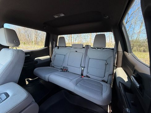 Used 2020 GMC Sierra 1500 Elevation w/ Elevation Value Package image 23