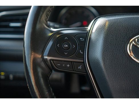 Used 2024 Toyota Camry SE FWD image 7