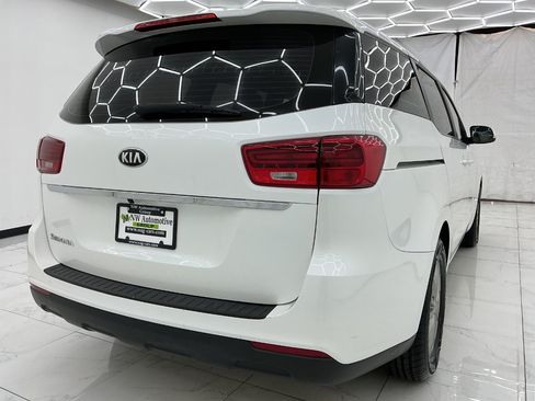 Used 2020 Kia Sedona L FWD image 8
