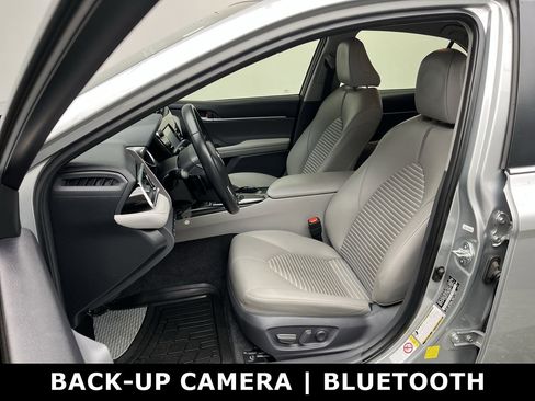 Used 2018 Toyota Camry SE image 8