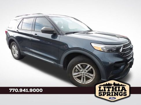 Used 2022 Ford Explorer XLT RWD image 1