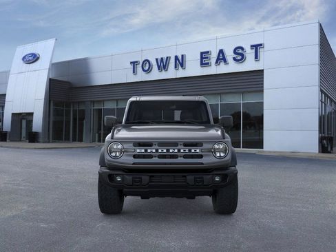 New 2025 Ford Bronco Big Bend w/ Black Diamond Package image 6