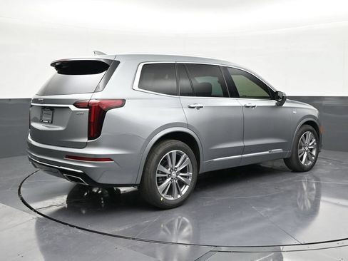 Certified 2023 Cadillac XT6 Premium Luxury w/ Technology Package FWD image 5