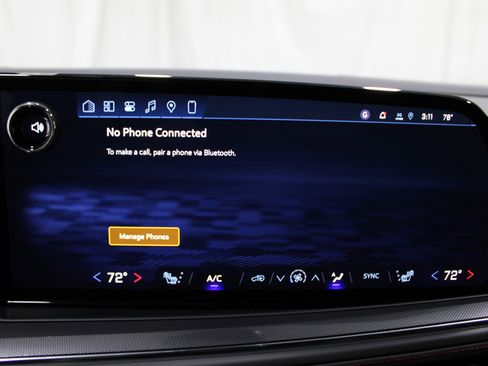 Used 2026 Chevrolet Suburban RST w/ RST Capability Package image 18