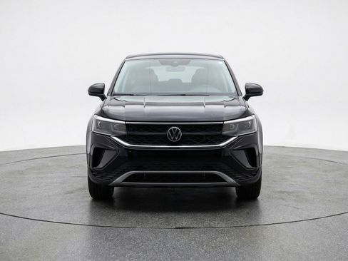 Used 2025 Volkswagen Taos S FWD image 2