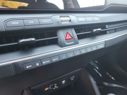 Certified 2025 Kia K4 LXS image 19