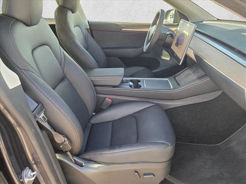 Used 2024 Tesla Model Y Long Range image 20
