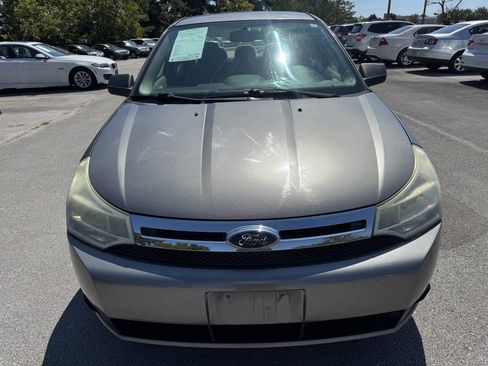 Used 2009 Ford Focus SE image 3