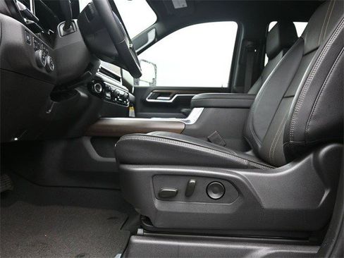 Certified 2025 Chevrolet Silverado 3500 High Country w/ High Country Premium Package image 19