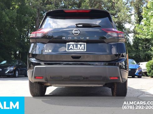 Used 2024 Nissan Rogue S FWD image 7