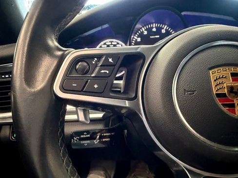 Used 2019 Porsche Panamera 4 image 60