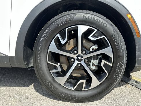 Used 2023 Kia Sportage EX FWD image 18