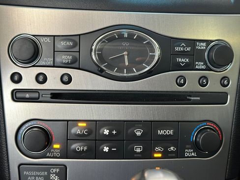 Used 2015 INFINITI Q40 w/ Moonroof Package image 17