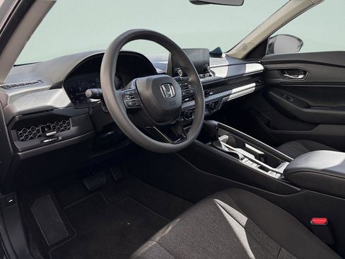 Certified 2025 Honda Accord SE image 14