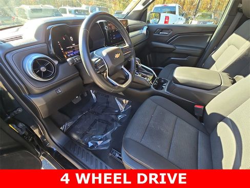 Used 2023 Chevrolet Colorado LT w/ LT Convenience Package II image 16