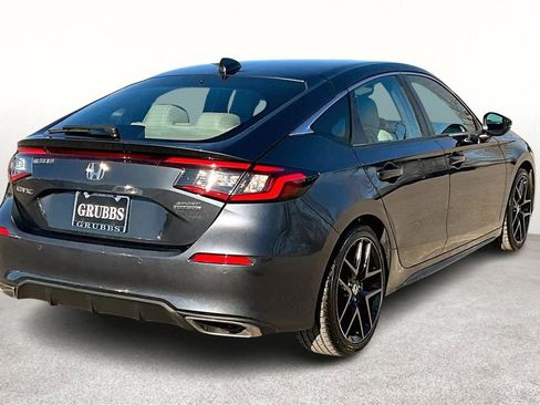 Used 2024 Honda Civic Sport Touring image 2