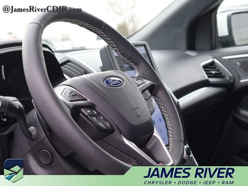 Used 2024 Ford Edge ST w/ Equipment Group 401A image 25