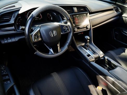 Used 2021 Honda Civic Sport image 9