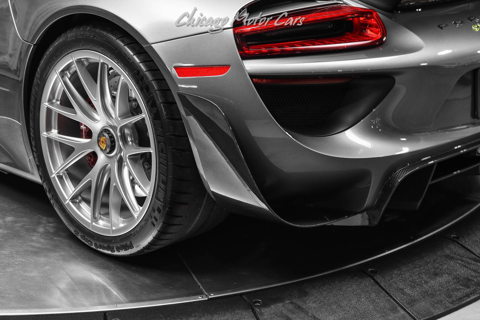 Used 2015 Porsche 918 Spyder AWD/4WD image 37