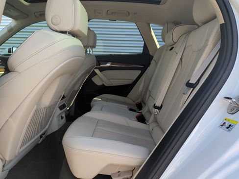 Certified 2024 Audi Q5 e Premium Plus w/ Premium Plus Package AWD/4WD image 31