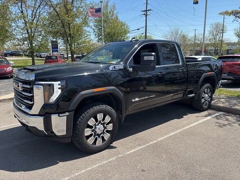 Used 2024 GMC Sierra 2500 SLE w/ SLE Value Package; AWD/4WD image 8