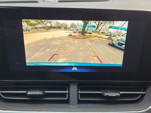 Used 2025 Chevrolet Trax RS w/ Driver Confidence Package image 5