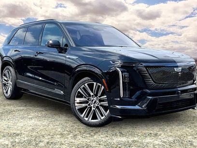 Certified 2026 Cadillac Vistiq Platinum w/ LPO, Floor Liner Package
