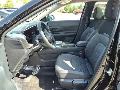 New 2026 Nissan Kicks SV w/ SV Premium Package image 26