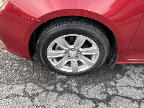 Used 2012 Buick LaCrosse Premium FWD image 11