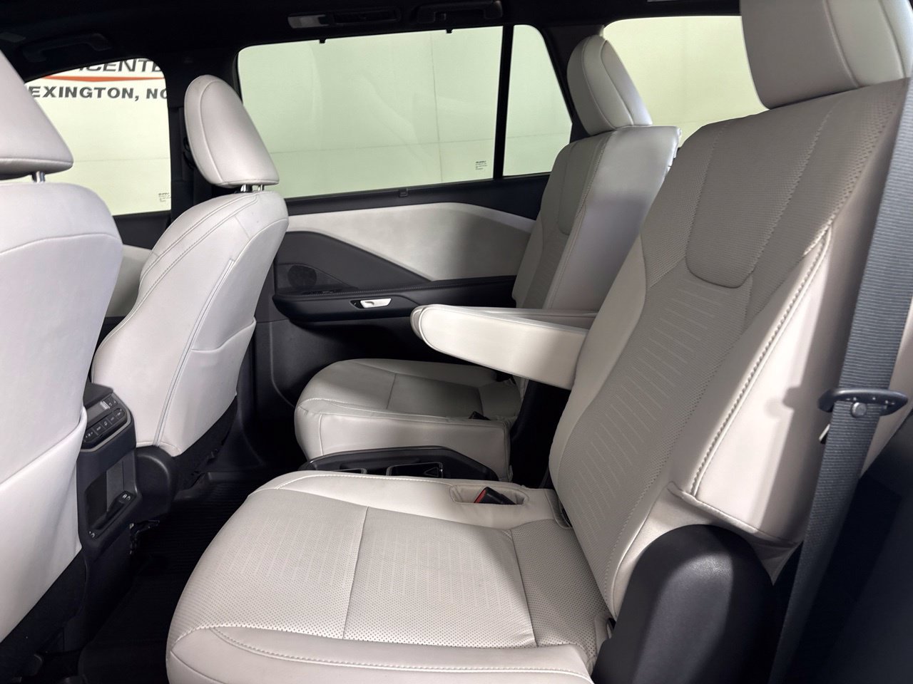 Used 2025 Lexus TX 350 AWD w/ Technology Package image 24