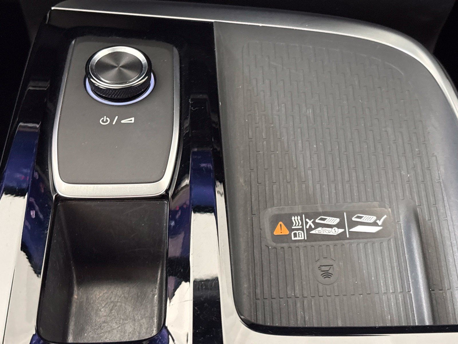 Used 2025 Buick Enclave Preferred FWD image 28
