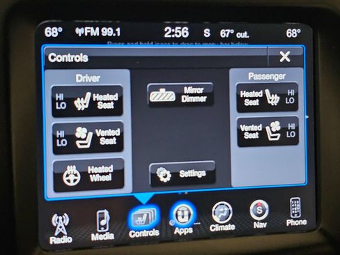 Used 2017 Jeep Cherokee Trailhawk AWD/4WD image 17