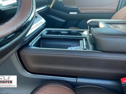 New 2025 Ford Expedition King Ranch image 23