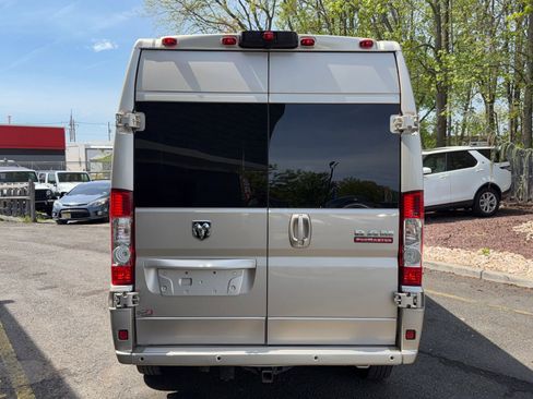 Used 2019 RAM ProMaster 2500 FWD image 5